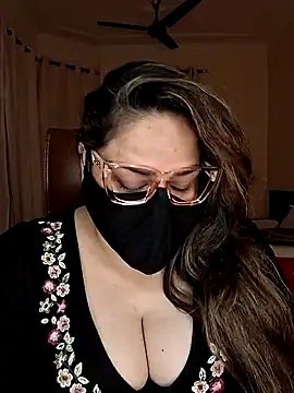 Snapshot of SEXY-Sardarni chatting on February 10, 2025, 3:32 pm SEXY-Sardarni online show from February 10, 2025, 3:32 pm