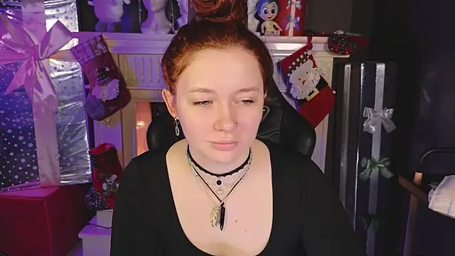 Snapshot of carolina_elf chatting on January 5, 2025, 5:20 am carolina elf online show from January 5, 2025, 5:20 am