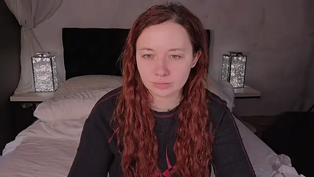 Snapshot of carolina_elf chatting on October 26, 2025, 9:26 am carolina elf online show from October 26, 2025, 9:26 am