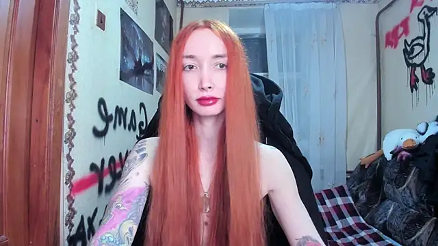 Roxy Silver online show from March 8, 2025, 3:56 pm