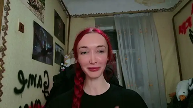 Roxy Silver online show from April 29, 2026, 10:16 pm
