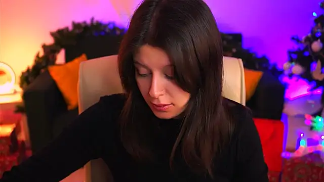 Snapshot of NicoleMun chatting on December 22, 2024, 4:50 am NicoleMun online show from December 22, 2024, 4:50 am