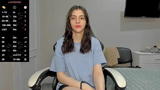 Snapshot of broosnica1 chatting on December 2, 2025, 7:03 am broosnica1 online show from December 2, 2025, 7:03 am