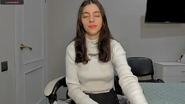 Snapshot of broosnica1 chatting on January 7, 2026, 8:06 am broosnica1 online show from January 7, 2026, 8:06 am