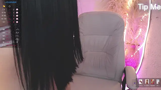 ViolettaHotLatin  online show from January 9, 2026, 12:41 pm