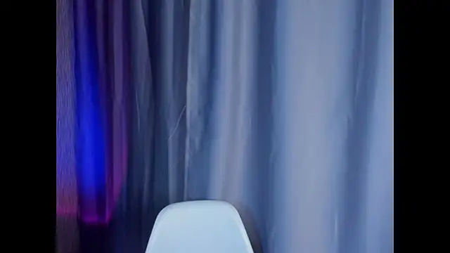 Snapshot of little_m0use chatting on January 22, 2025, 8:40 am little m0use online show from January 22, 2025, 8:40 am