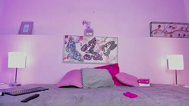 xenia golden online show from February 28, 2026, 8:43 pm