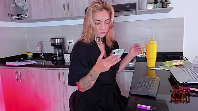 Big  Pussy69 online show from February 5, 2026, 3:05 pm