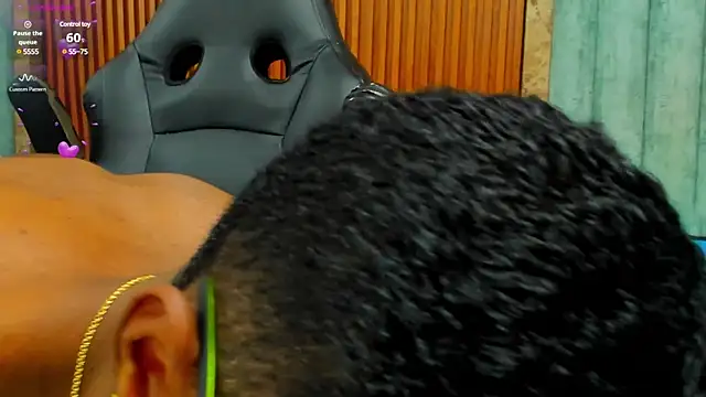 Snapshot of Ganiimedes chatting on March 6, 2025, 8:37 pm Ganiimedes online show from March 6, 2025, 8:37 pm