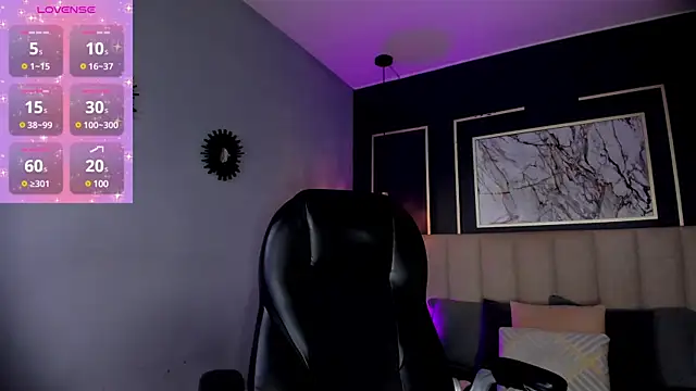 Snapshot of Lissy__Dream chatting on December 13, 2024, 10:55 pm Lissy Dream online show from December 13, 2024, 10:55 pm