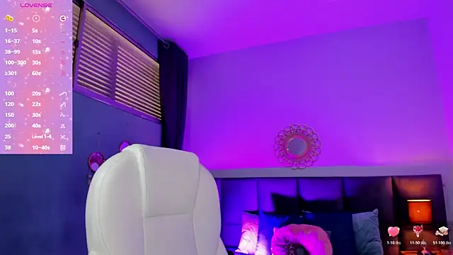 Snapshot of Lissy__Dream chatting on November 11, 2025, 9:59 pm Lissy Dream online show from November 11, 2025, 9:59 pm