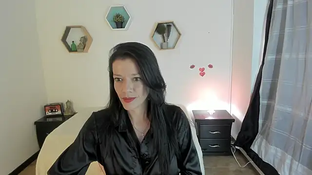 Snapshot of Paloma_victory chatting on April 9, 2026, 9:31 pm Paloma victory online show from April 9, 2026, 9:31 pm