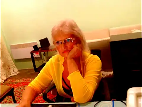 Natali7634 online show from September 12, 2025, 6:41 pm