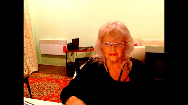 Natali7634 online show from October 5, 2025, 6:17 pm