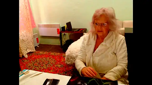 Natali7634 online show from October 30, 2025, 6:15 am