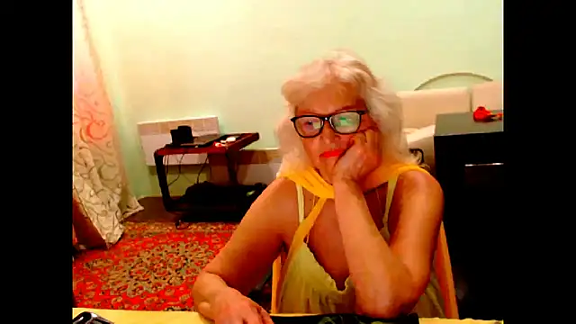 Snapshot of Natali7634 chatting on June 4, 2026, 5:35 am Natali7634 online show from June 4, 2026, 5:35 am