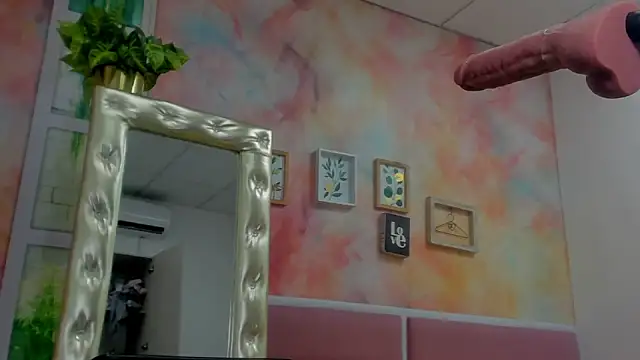 Idiris big online show from February 26, 2025, 4:24 pm