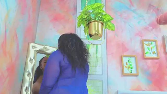 Idiris big online show from September 22, 2025, 2:08 pm