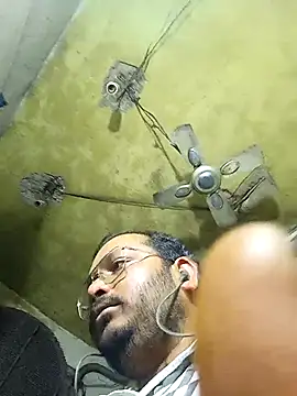 DeepakXxxR86 online show from January 11, 2026, 2:00 pm