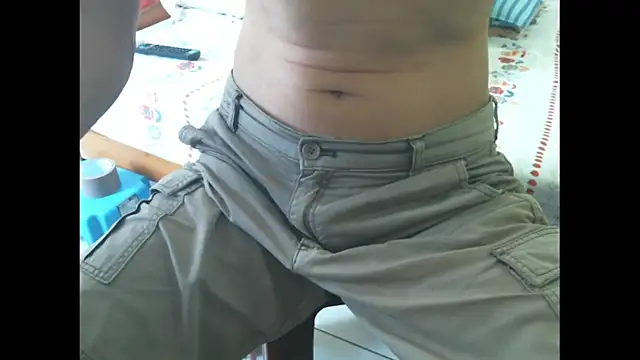 Snapshot of triangle0623 chatting on July 19, 2026, 3:21 am triangle0623 online show from July 19, 2026, 3:21 am