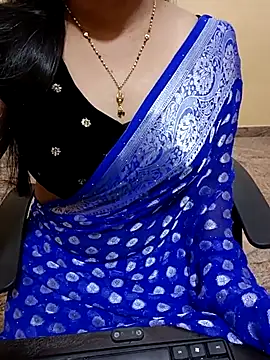 Snapshot of Nithya_05 chatting on November 8, 2025, 5:29 am Nithya 05 online show from November 8, 2025, 5:29 am