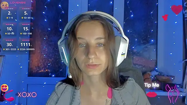  Nika Kik online show from September 8, 2025, 5:01 pm