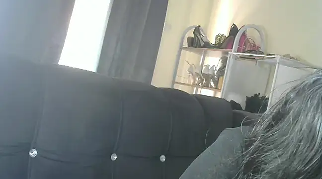 Snapshot of Petite_lexii chatting on January 24, 2025, 8:02 am Petite lexii online show from January 24, 2025, 8:02 am