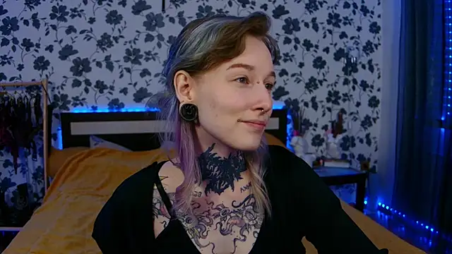 Littlespacemouse online show from October 21, 2025, 6:08 pm