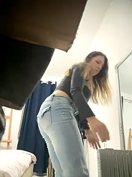 Sashabunny online show from October 15, 2025, 8:42 pm