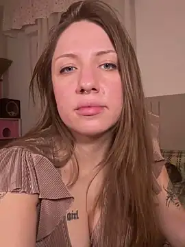 Sashabunny online show from May 3, 2026, 7:42 pm