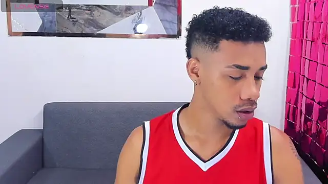 Snapshot of Hottwinkguys chatting on January 9, 2025, 3:01 pm Hottwinkguys online show from January 9, 2025, 3:01 pm