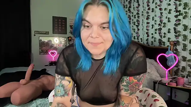 Snapshot of CherryBombBomb chatting on March 3, 2026, 5:13 am CherryBombBomb online show from March 3, 2026, 5:13 am