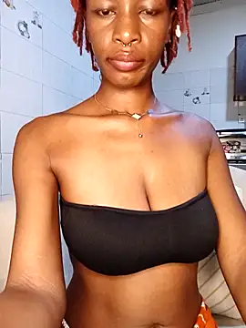 Snapshot of Ayrella02 chatting on November 24, 2025, 11:59 pm Ayrella02 online show from November 24, 2025, 11:59 pm