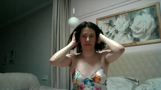 SunElizabeth online show from March 12, 2025, 3:07 pm