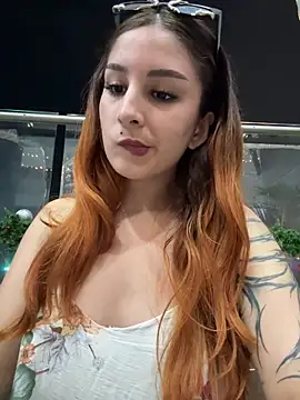 Snapshot of Mon_Cherry chatting on December 17, 2025, 12:05 am Mon Cherry online show from December 17, 2025, 12:05 am