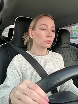 LavenderHot online show from February 6, 2025, 2:11 am