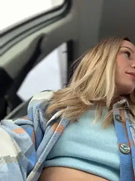 LavenderHot online show from March 19, 2025, 2:59 am