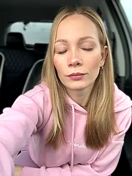 LavenderHot online show from October 11, 2025, 1:38 am