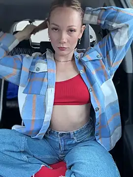 LavenderHot online show from October 13, 2025, 2:00 am