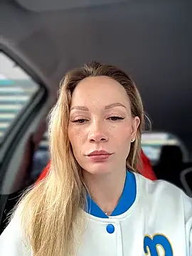 LavenderHot online show from May 30, 2026, 2:19 am