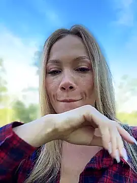 LavenderHot online show from June 2, 2026, 1:40 am