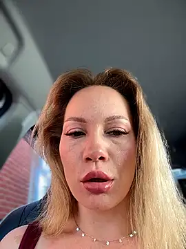LavenderHot online show from July 2, 2026, 2:11 am