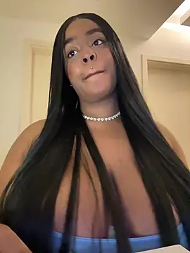 latinababyy online show from February 18, 2026, 4:08 am