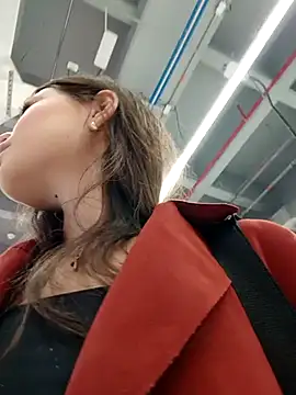 Snapshot of Violeta_12- chatting on March 13, 2025, 4:01 pm Violeta 12- online show from March 13, 2025, 4:01 pm