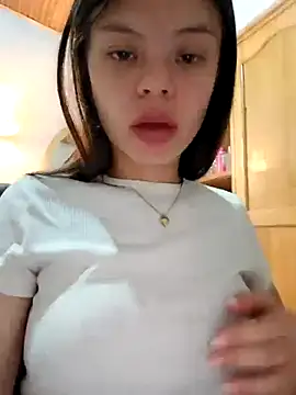 Snapshot of Violeta_12- chatting on June 8, 2026, 12:03 am Violeta 12- online show from June 8, 2026, 12:03 am