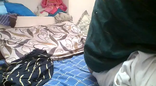 naughtymike0007 online show from February 5, 2025, 2:29 am