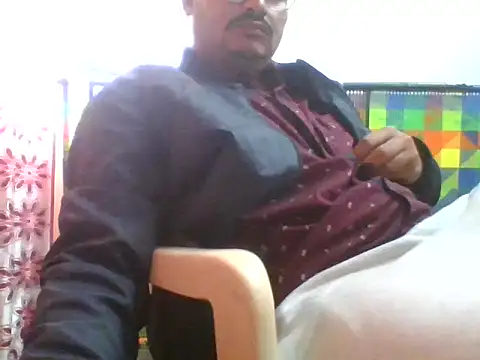 naughtymike0007 online show from December 21, 2025, 3:02 am