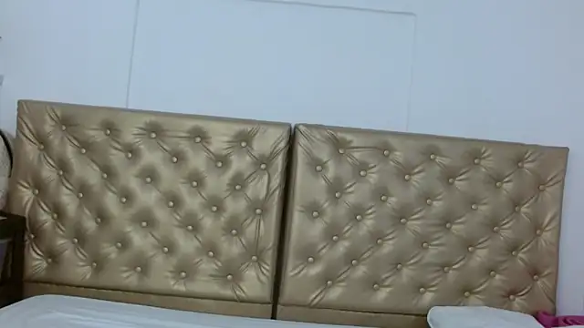 Alessiiaa  online show from January 12, 2025, 1:37 pm