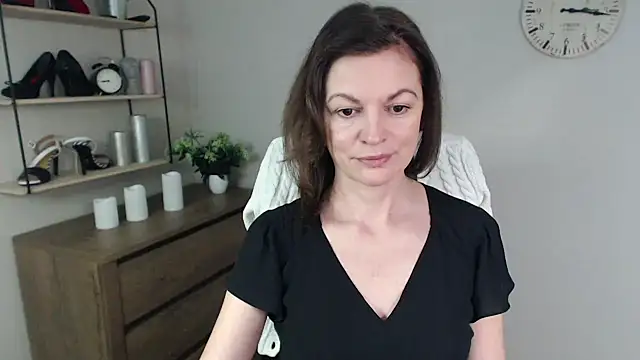 Snapshot of VivianWILD chatting on January 27, 2025, 7:56 am VivianWILD online show from January 27, 2025, 7:56 am