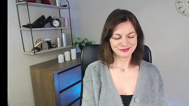 Snapshot of VivianWILD chatting on February 21, 2025, 11:01 am VivianWILD online show from February 21, 2025, 11:01 am